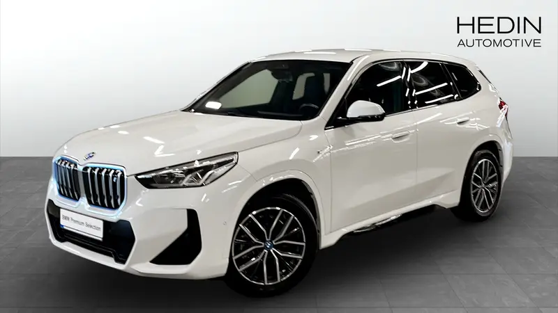 BMW iX1 2023