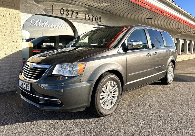 Lancia Voyager 2015