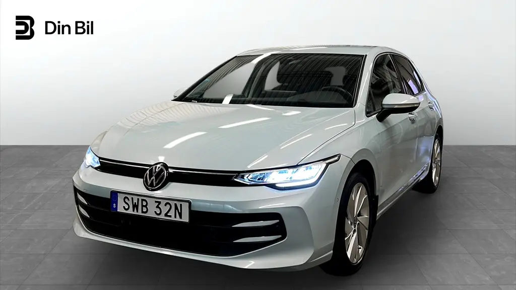 Volkswagen Golf 2025