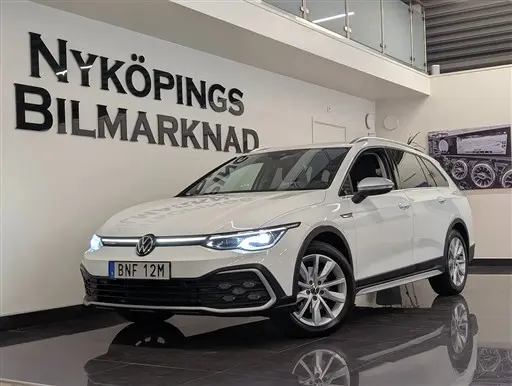 Volkswagen Golf 2023
