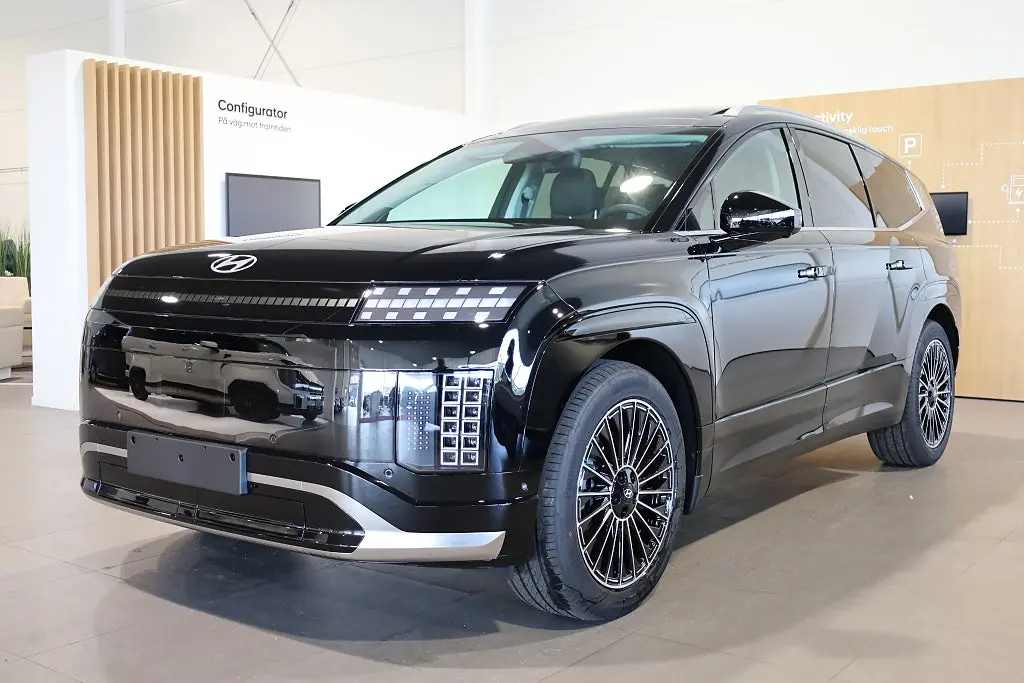 Hyundai Ioniq 2027