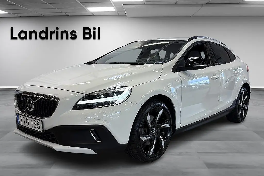 Volvo V40 2019