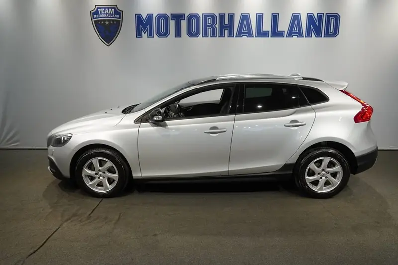 Volvo V40 2017