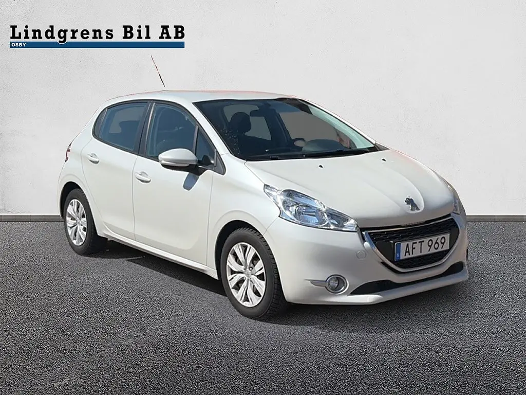 Peugeot 208 2014