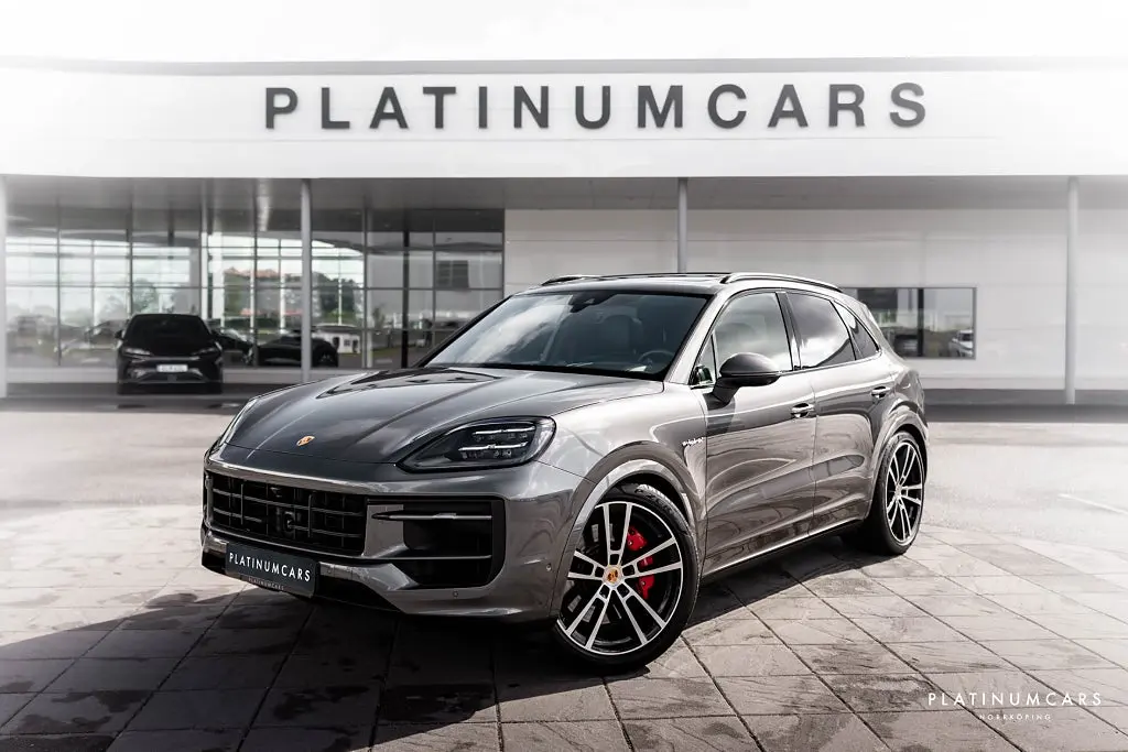 Porsche Cayenne 2025