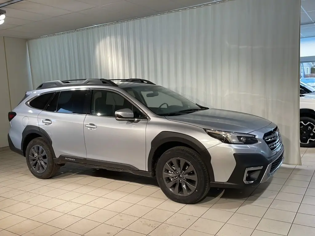 Subaru Outback 2025