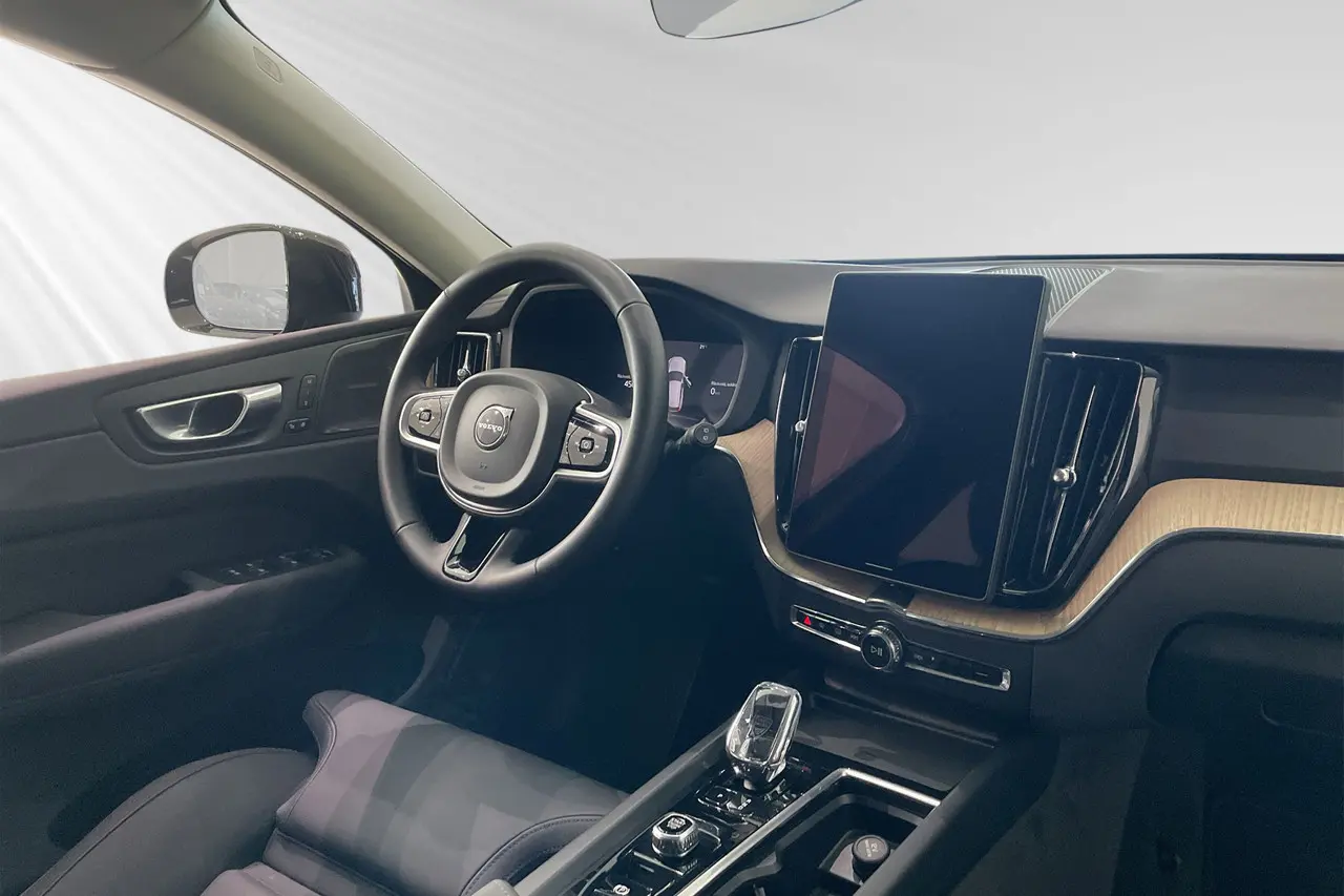 Volvo XC60 2026