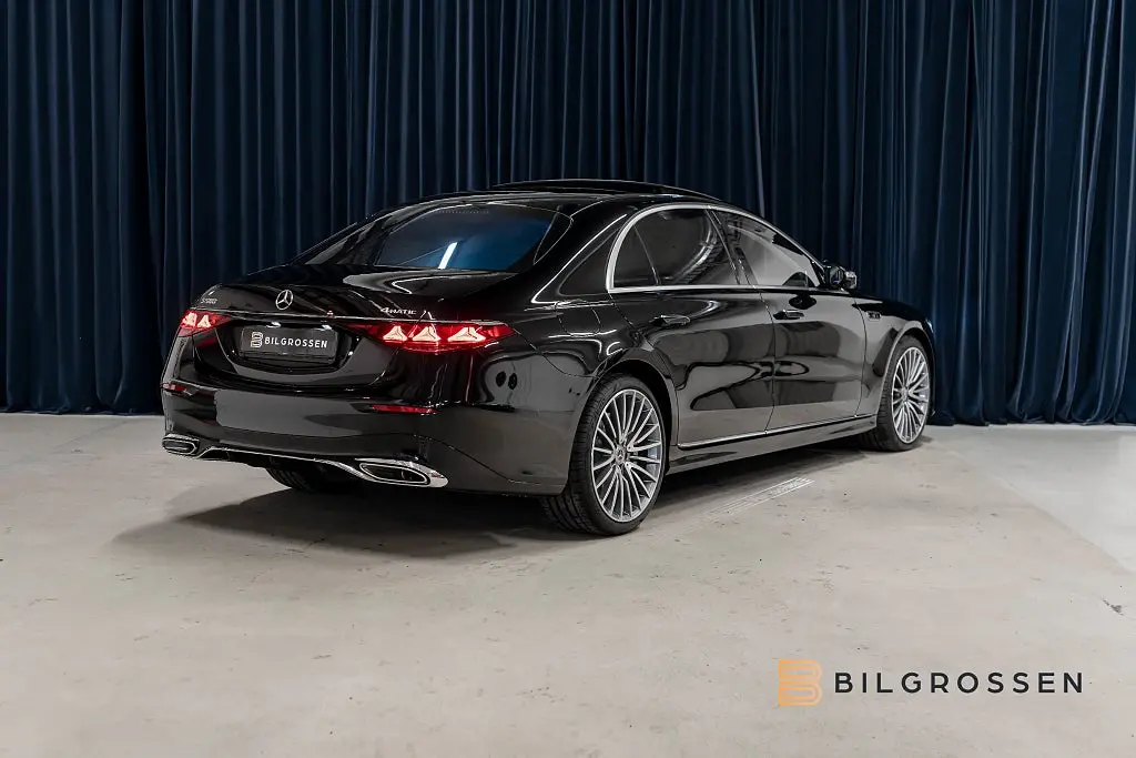Mercedes-Benz S-Klass 2027