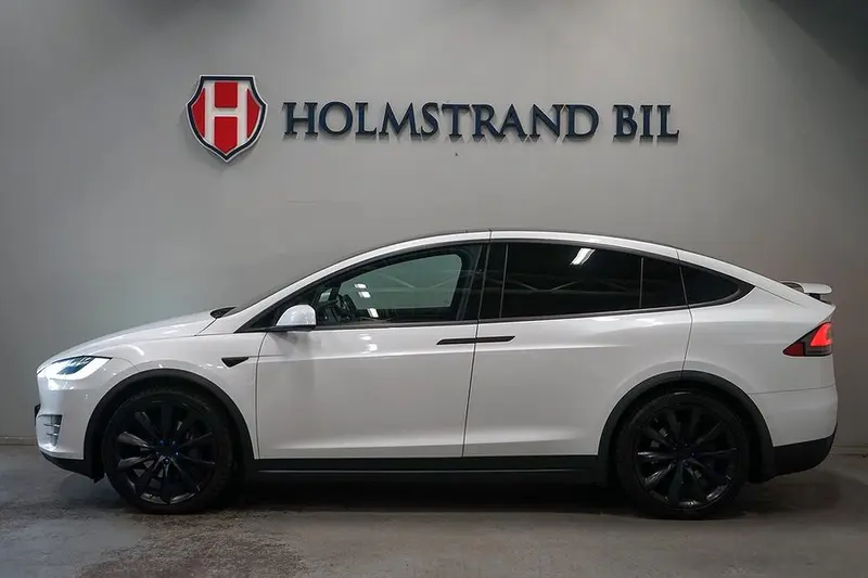 Tesla Model X 2017