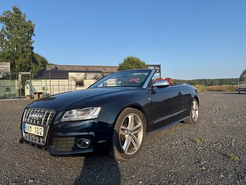 Audi Cabriolet 2011