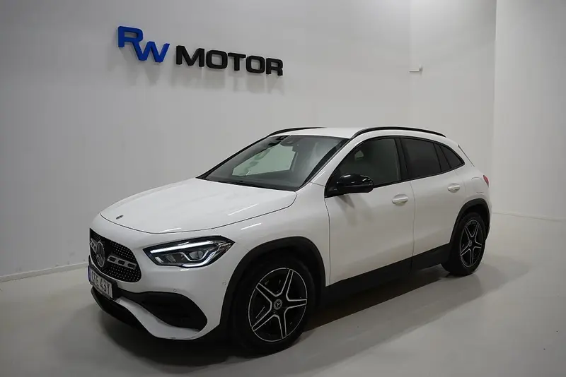 Mercedes-Benz GLA 2021