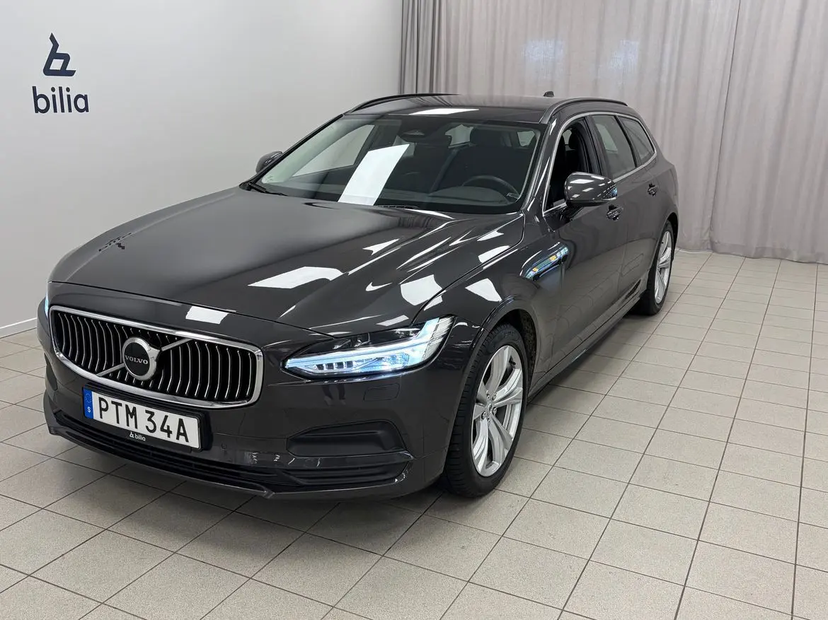 Volvo V90 2024