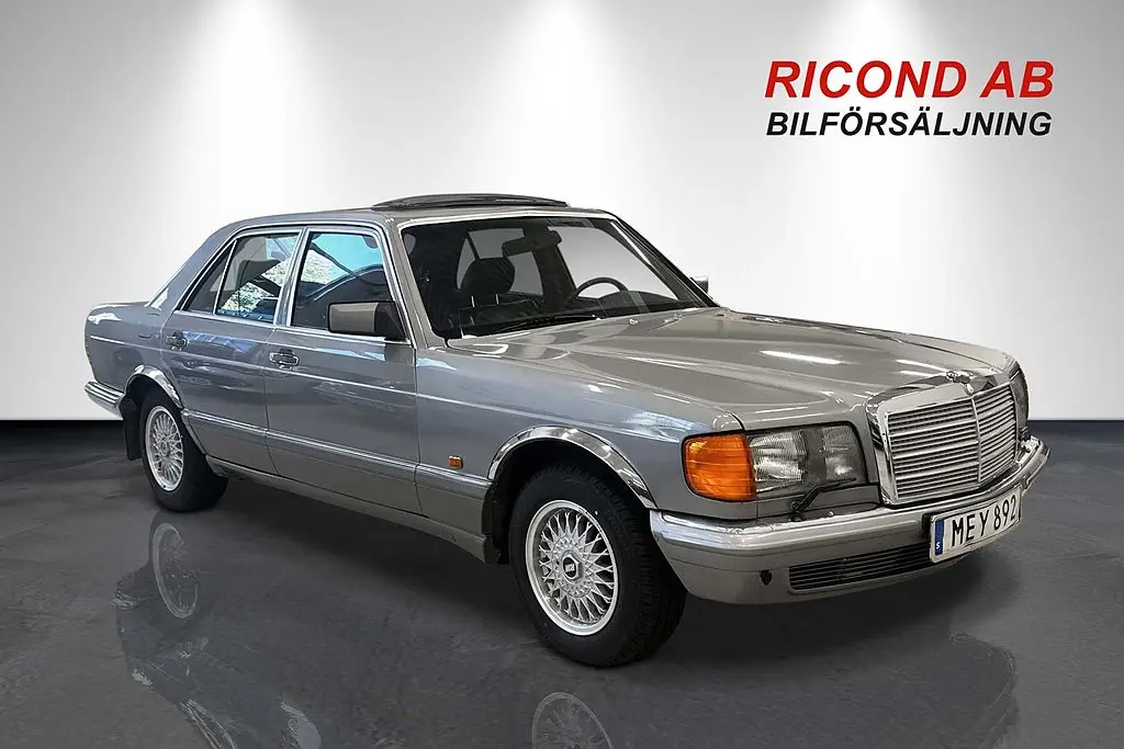 Mercedes-Benz 300 1987