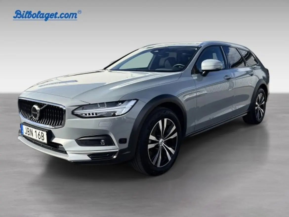 Volvo V90 2024