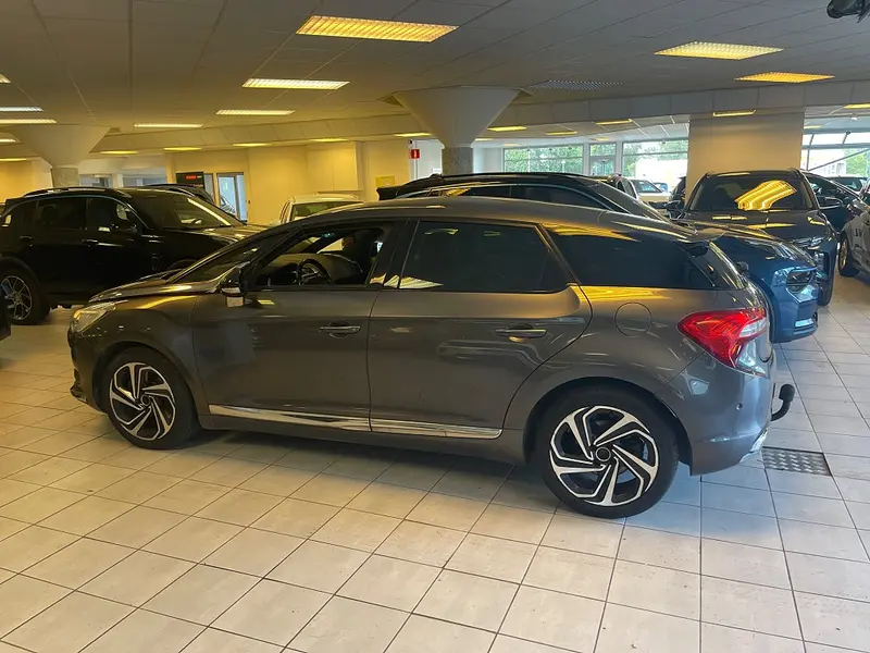 DS 5 2017