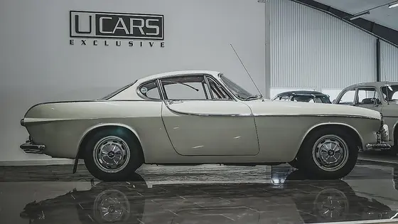 Volvo P1800