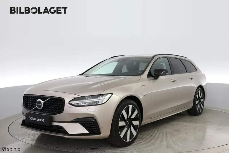 Volvo V90 2025