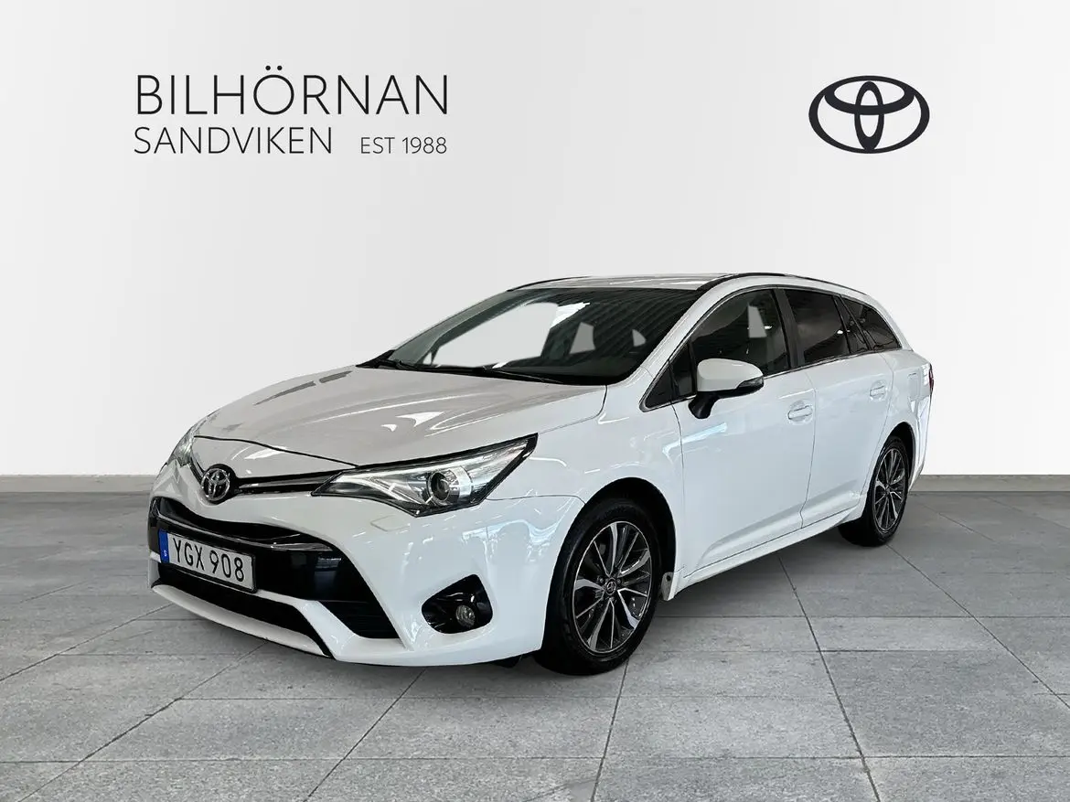 Toyota Avensis 2016