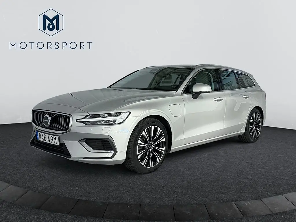 Volvo V60 2023