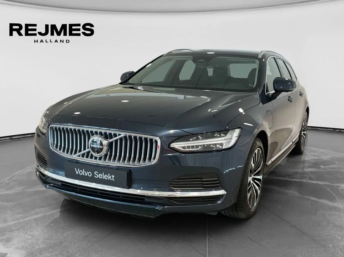 Volvo V90 2024