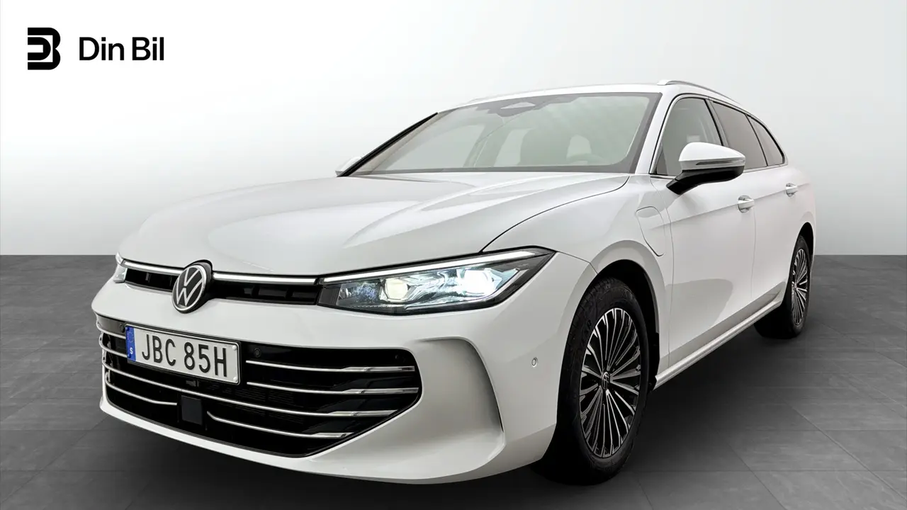 Volkswagen Passat 2025