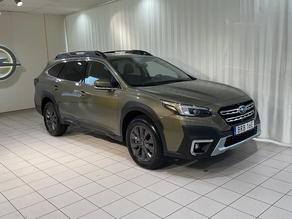 Subaru Outback 2025