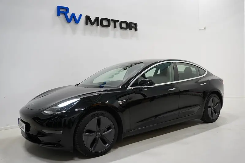 Tesla Model 3 2020