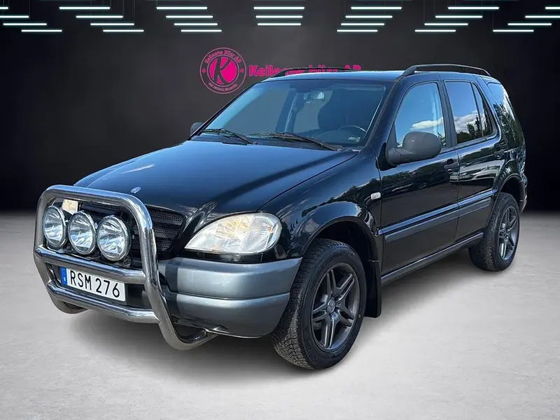 Mercedes-Benz M-Klass 2000