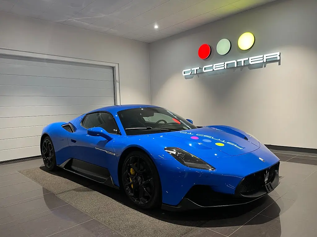 Maserati MC20 2022
