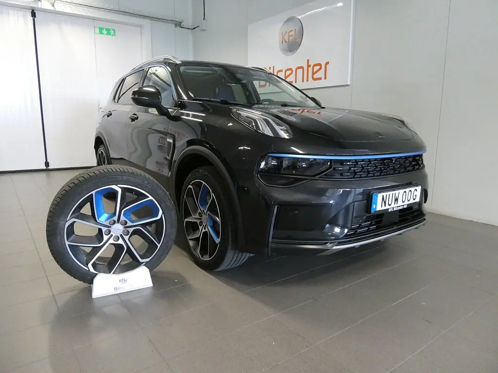 Lynk & Co 01 2022