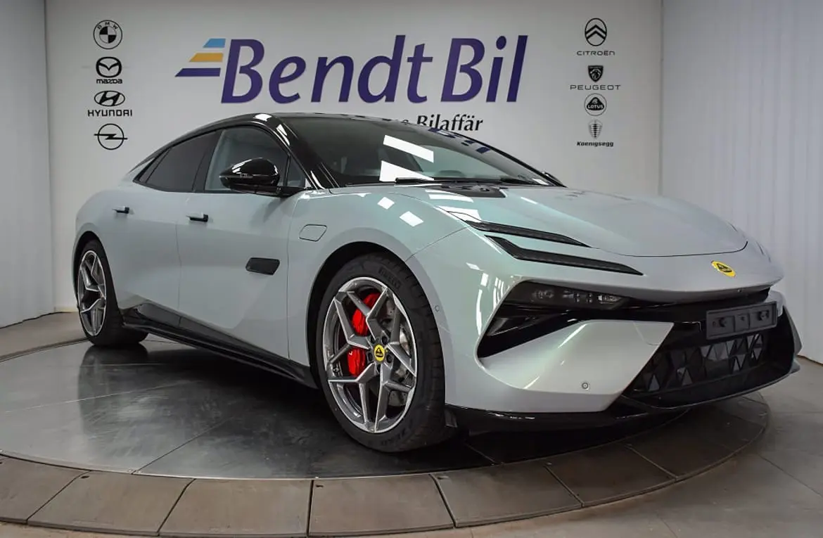 Lotus Emeya 2024