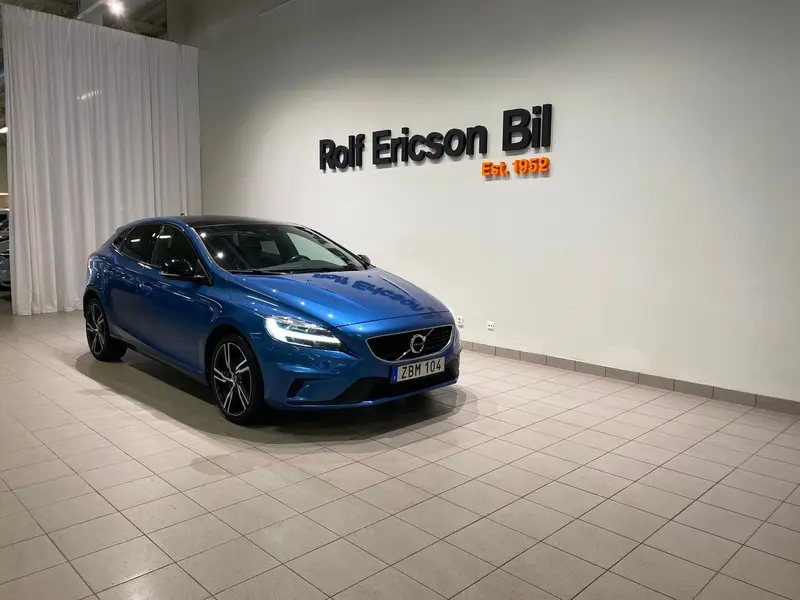 Volvo V40 2018