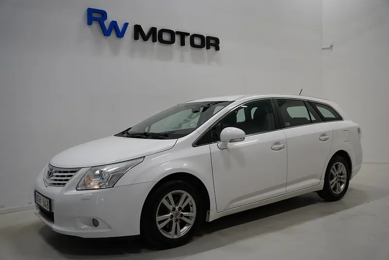 Toyota Avensis 2010