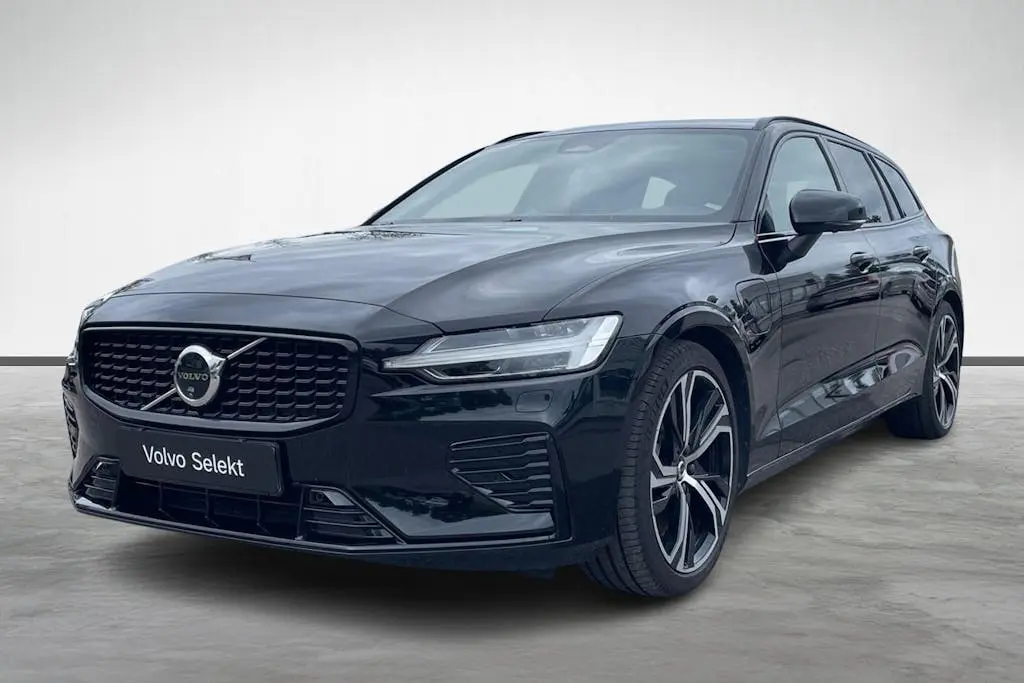 Volvo V60 2025
