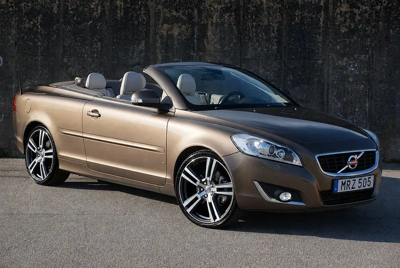 Volvo C70 2012