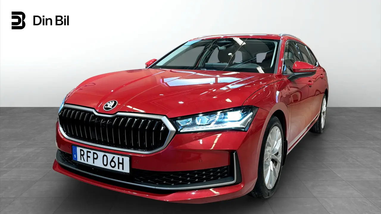 Skoda Superb 2025