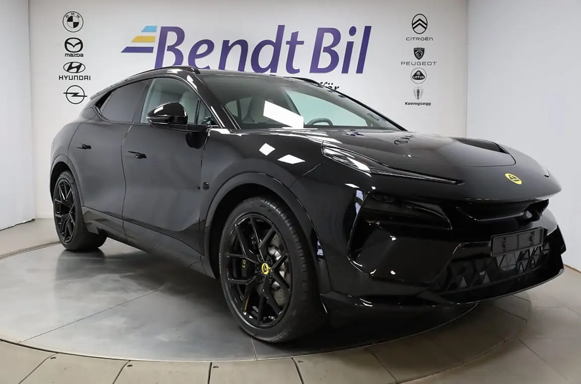 Lotus Eletre 2025
