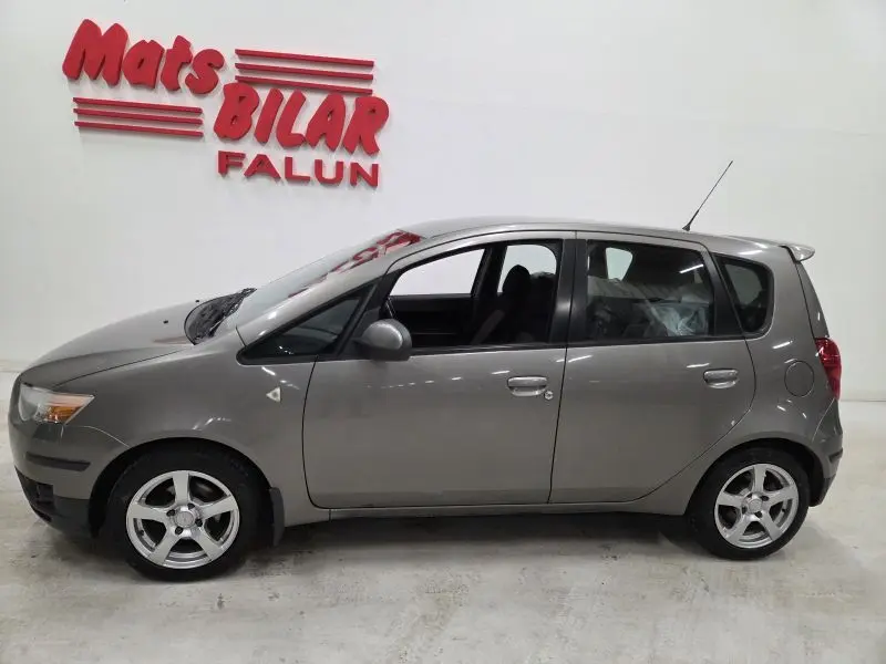 Mitsubishi Colt 2009