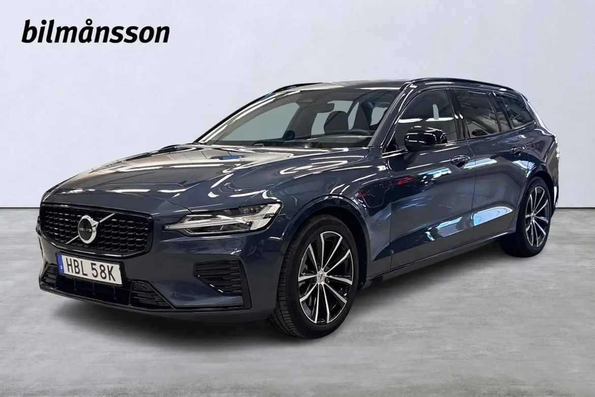 Volvo V60 2025