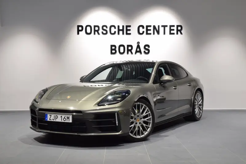 Porsche Panamera 2024
