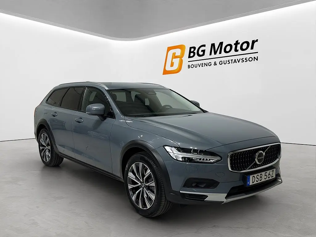 Volvo V90 2023
