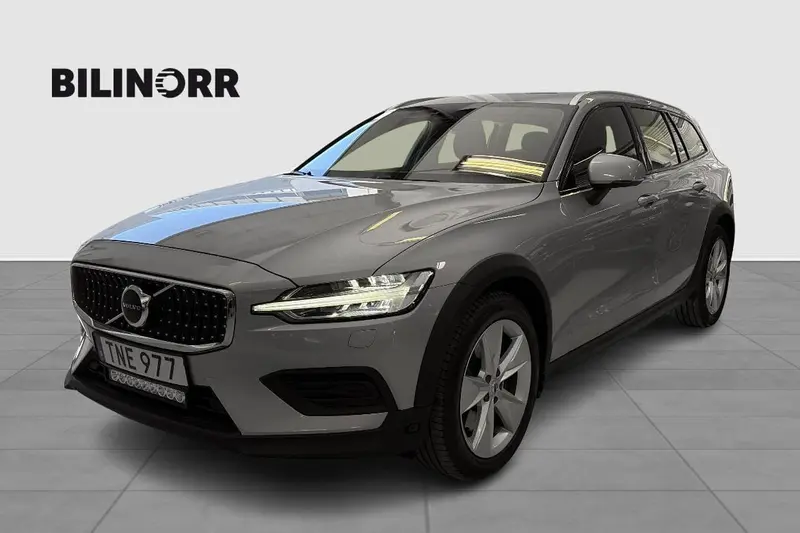Volvo V60 2023