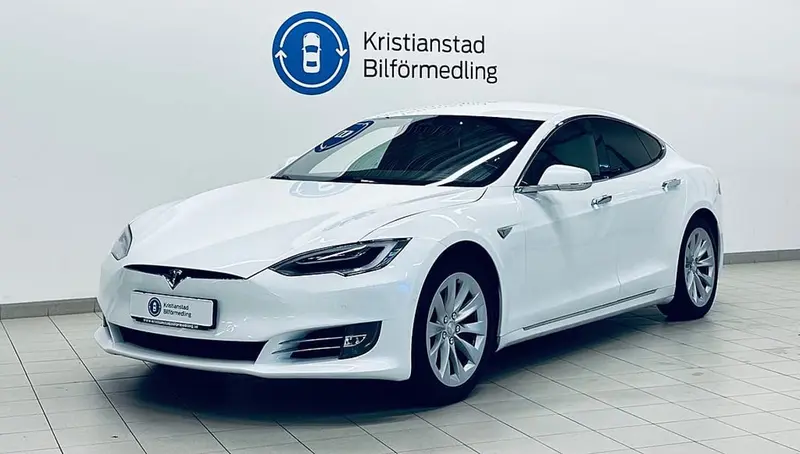 Tesla Model S 2016