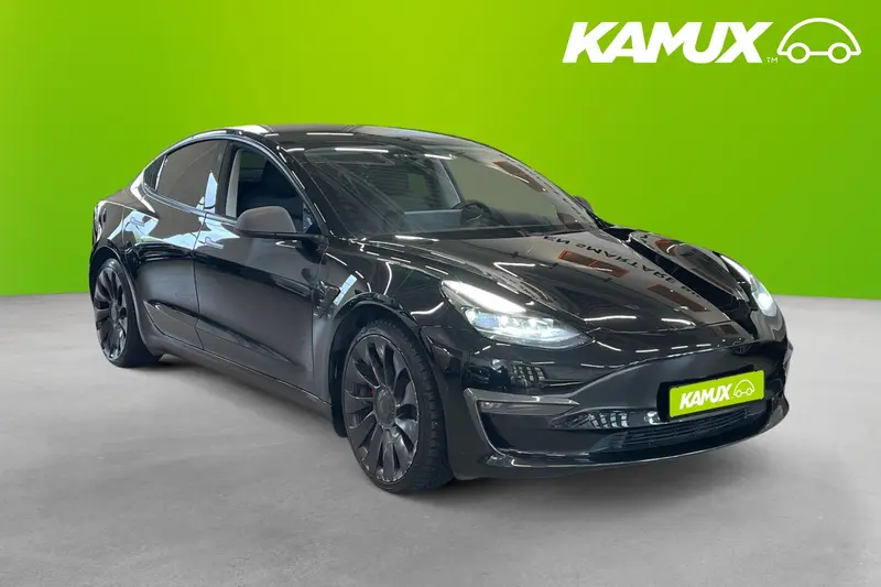 Tesla Model 3 2022