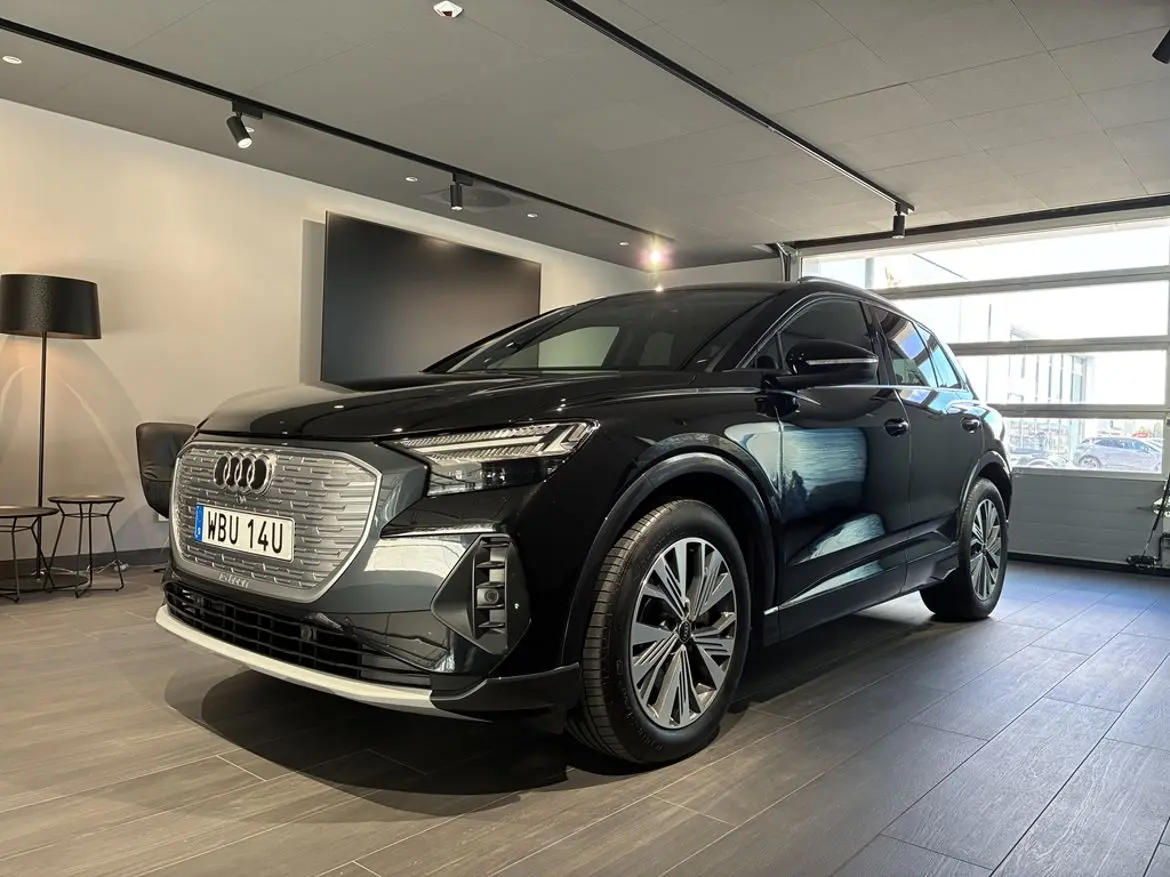 Audi Q4 2025