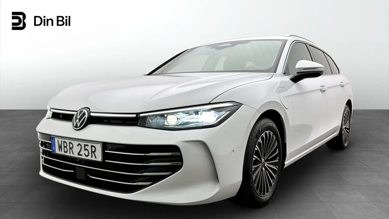 Volkswagen Passat 2025