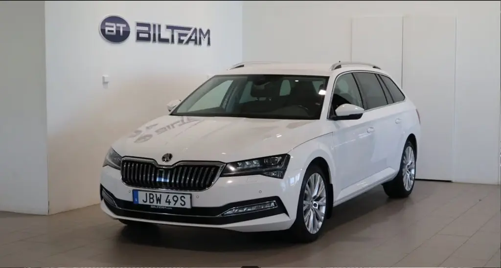 Skoda Superb 2021