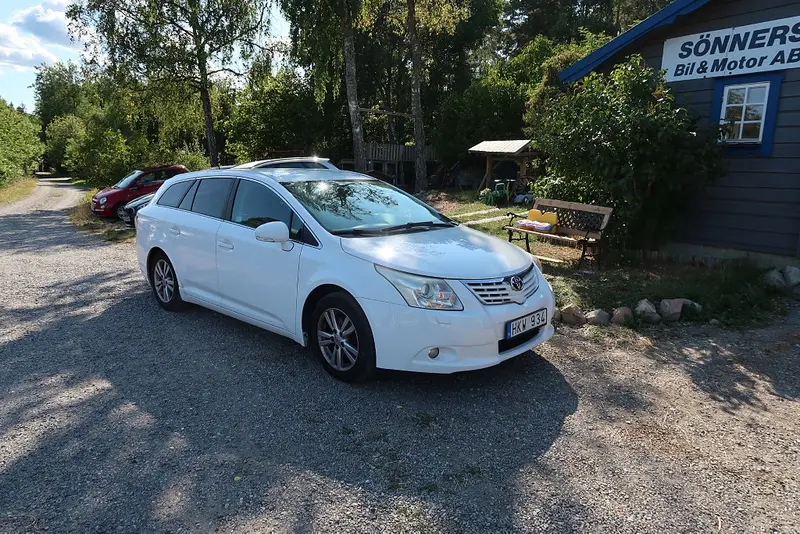 Toyota Avensis 2010