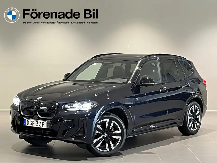 BMW iX3 2024