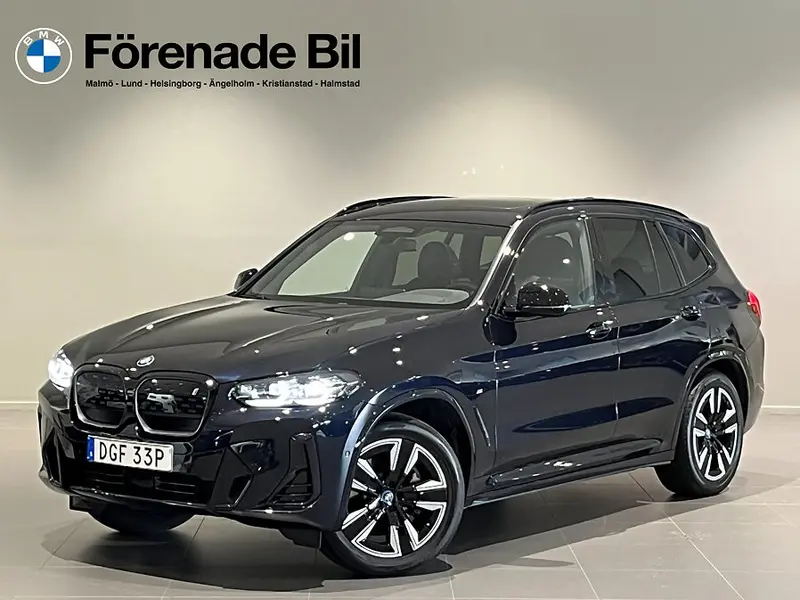 BMW iX3 2024